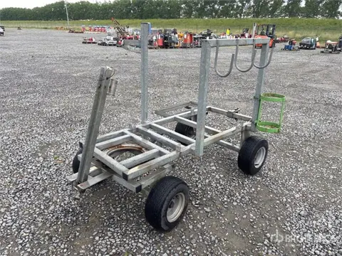 T/A Turntable Utility Trailer