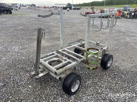 T/A Turntable Utility Trailer