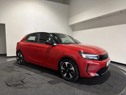 Opel Corsa Electric Yes 50 kWh | Carplay | Warmtepomp | 11 kW 3-fase | LMV 16'' | Bi-Color Dak | Soh