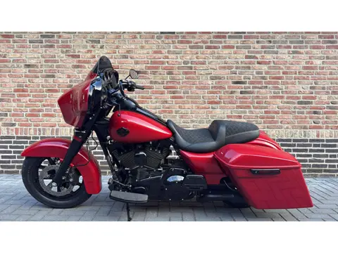 Harley Davidson 103 FLHXS Street Glide CVO Streetglide FLHTCU elektra
