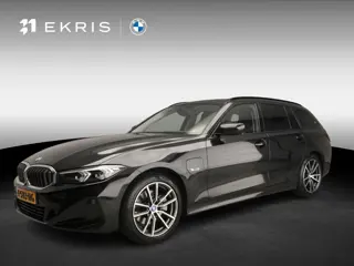 BMW 3 Serie Touring 320e | LED | Navigatie | Sportstoelen | Stoelverwarming | Keyles go | DAB | Hifi
