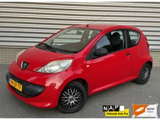 Peugeot 107 1.0-12V XR (bj 2008)