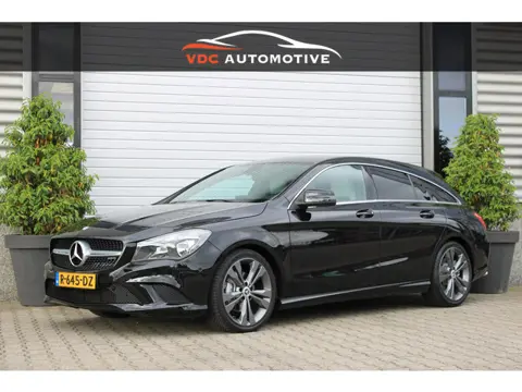 Mercedes-Benz CLA-Klasse 180 Shooting Brake Trekhaak | Airco | Beige Leder | Privacyglas | Elek Acht