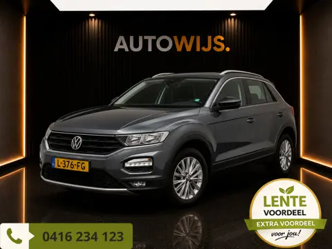 Volkswagen T-Roc 1.0 TSI Style Business|PANO|NL AUTO|TREKHAAK|DIGIDASH|LM-VELG