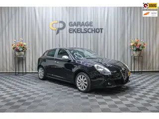 Alfa Romeo Giulietta 1.4 T Distinctive|Trekhaak|Airco|Cruise