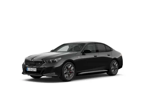 BMW i5 M60 xDrive | M-Pro | Harman/kardon | 20" | Stoelverw. + ventilatie | Trekhaak | 4 zone airco