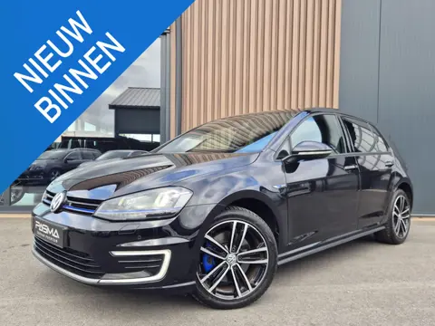 Volkswagen Golf 1.4 TSI GTE | Pano | Leder | Bleutooth | Cruise | Trekhaak