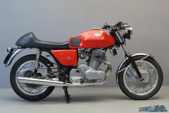 Laverda 1971 750 SF 744 cc 2 cyl OHC  3606