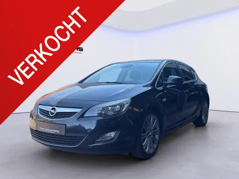 Opel Astra 1.4 Turbo Cosmo /Apple Carplay/Navi/Park. sensoren/Climate Control/Cruise Control/NL-auto