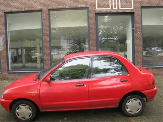 Mazda 121 Onderdelen Sloopauto inkoop Den haag