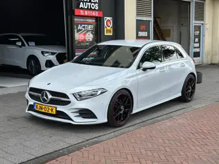 Mercedes-Benz A-klasse Amg 180 Aut Navi Sfeerverlichting 19''