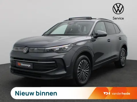 Volkswagen Tiguan 1.5 eHybrid Life Edition 204PK DSG Panoramadak, Trekhaak, 360gr. Camera, Keyless, 