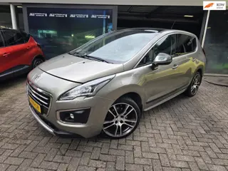 Peugeot 3008 1.6 THP Allure | AUTOMAAT | 12MND GARANTIE | PANO | NAVI | TREKHAAK | LMV |