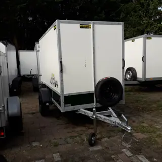 gesloten aanhangwagen roca