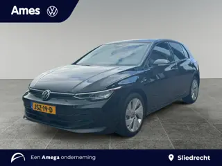 Volkswagen Golf 1.5 eHybrid 204pk DSG Life Edition | Keyless | Stoel- en stuurverwarming | Getint gl