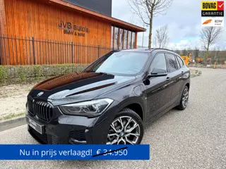 BMW X1 BMW X1 XDrive25e M-sport, panorama, trekhaak, HUD