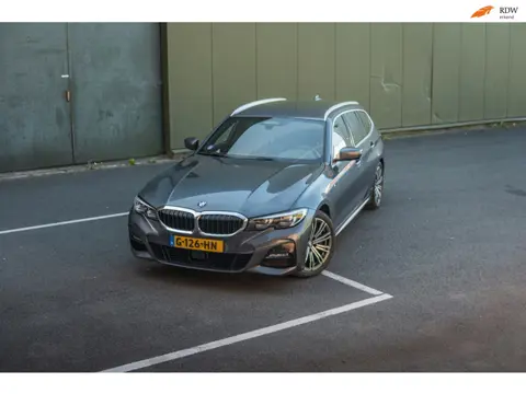 BMW 3-serie Touring 330i M Sport l alcantara l H&K l ACC l Trekhaak l Dealer