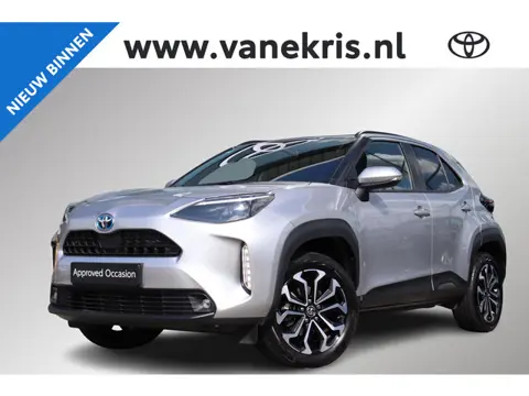 Toyota Yaris Cross 1.5 Hybrid Dynamic Limited, Trekhaak, LM Velgen, Apple Carplay / Android Auto, St