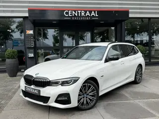 BMW 3-serie Touring 320e xDrive M-Sport High Exe 205PK|ACC|Keyless|Carplay|Laser-Lights|Camera|