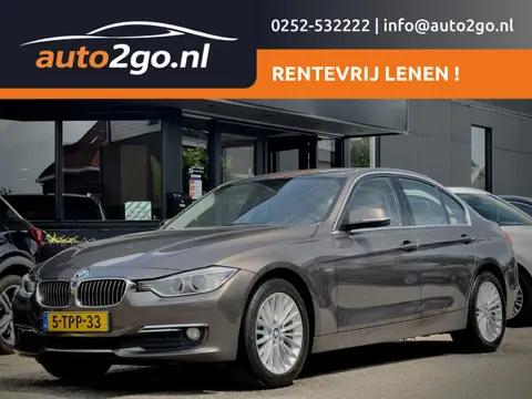 BMW 3-serie 316i AUT8 LUXURY-LINE LEDER NAVI AIRCO LED LMV PDC
