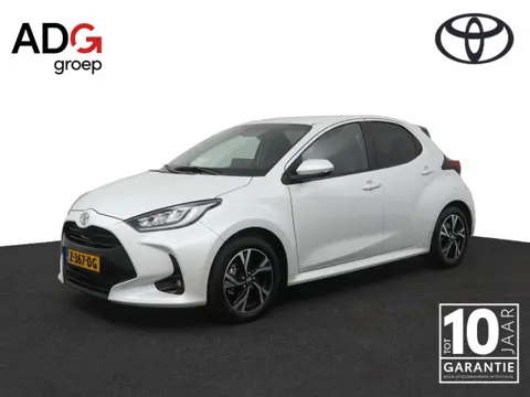 Toyota Yaris 1.5 Hybrid 115 First Edition | Climate control | Parkeercamera | Privacy glass |