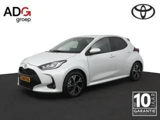 Toyota Yaris 1.5 Hybrid 115 First Edition | Climate control | Parkeercamera | Privacy glass |