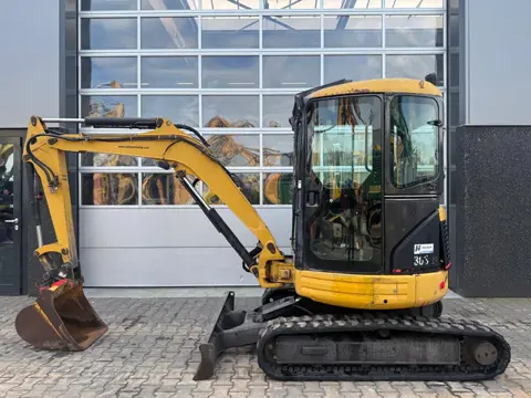 Caterpillar 303CR (bj 2004)
