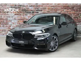 BMW 5-serie 530i High Executive M Sport Pakket Automaat / Navigatiesysteem Professional / Schuif-/ka