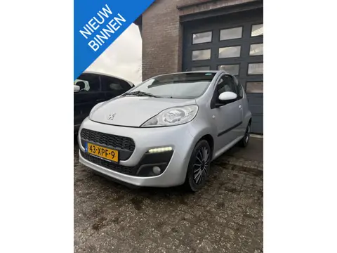 Peugeot 107 1.0 Active Automaat/Airco/LED/NAP
