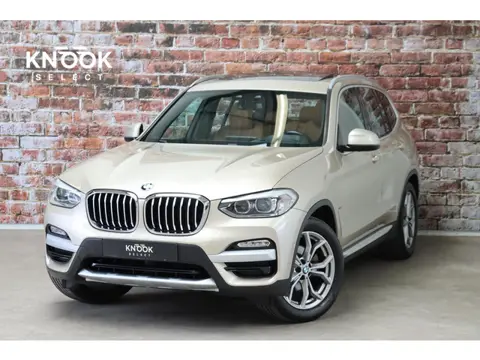 BMW X3 xDrive20i High Executive xLine Automaat / Navigatie Professional / Panoramadak / Trekhaak / H