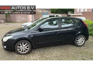 Hyundai I30 1.6i Dynamic Luxe airco LM 4-deurs org NL