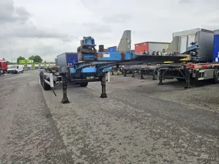Van Hool 3B2018- 40 FOOT 2 X 20 FOOT CONTAINER CHASSIS, MB DISC. TUV APK 07-11-2026