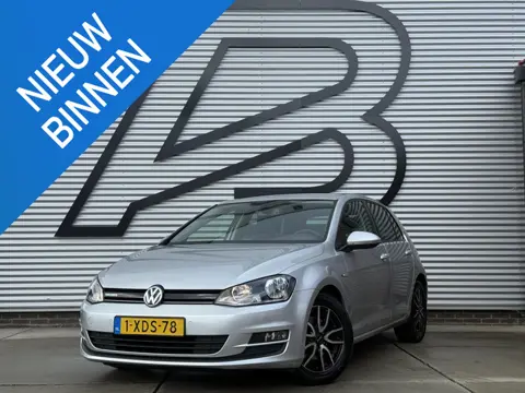 Volkswagen Golf 1.6 TDI Highline BlueMotion 2e Eigenaar|Navi|Clima|Cruise|Trekhaak|PDC V+A|D-riem vv