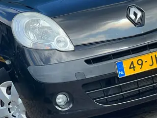 Renault Kangoo Family 1.6-16V Privilège Automaat | Noir Etoile | Airco/Bose/Cruise - Zeer Praktisch!