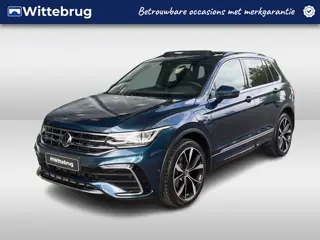 Volkswagen Tiguan 1.4 TSI 245 pk DSG eHybrid R-Line Business / Panorama dak / Trekhaak / Lederen bek