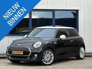 MINI 1.5 Cooper Chili Serious Business l Pano l Clima l Keyless l