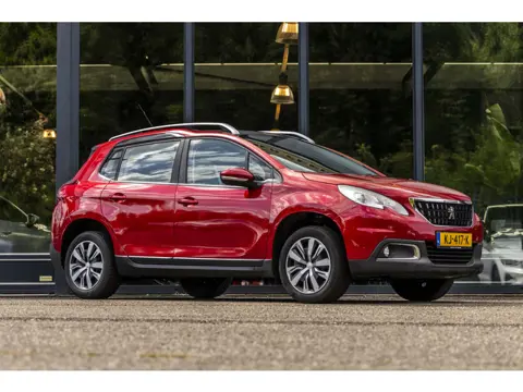 Peugeot 2008 1.2 PureTech Active (bj 2016)