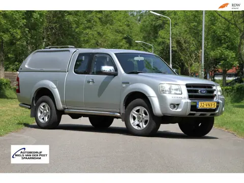 Ford Ranger 2.5 TDCI Super Cab 4x4 Limited / Leder interieur / Parkeersensoren / Airco / Trekhaak / 