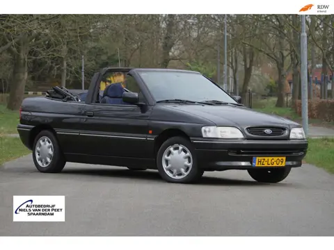 Ford Escort Cabrio 1.6 CLX / Unieke auto / Laatste 16 jaar binnen gestaan! / Origineel Nederlandse E