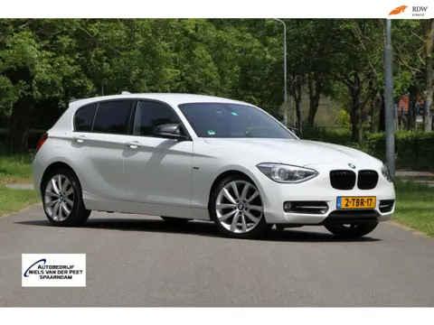 BMW 1-serie 116i M-Sport Business Plus / Airco met climate control / Sportinterieur / Xenon / Carbon
