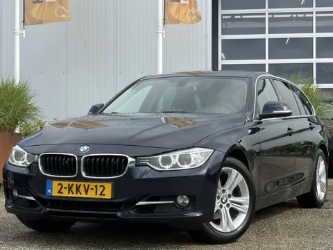 BMW 3 Serie Touring 320i Executive Sport 184pk | Bi-xenon koplampen | Cruise control | Elektrisch be