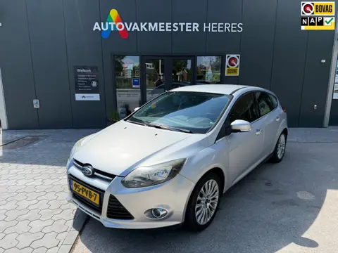 Ford Focus 1.6 TI-VCT First Edition