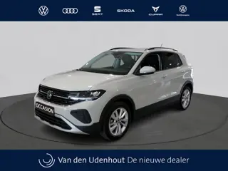 Volkswagen T-Cross 1.0 TSI Life Edition | Trekhaak | Climatronic | 17" velgen | Camera | Navigatie |