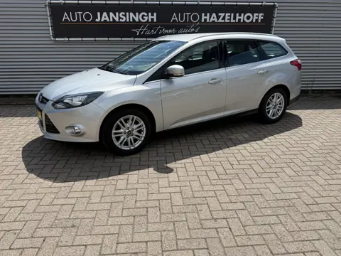 Ford FOCUS Wagon 1.0 Ecoboost Titanium slechts 114.209km! | Clima | Verwarmde Voorruit | Trekhaak | 
