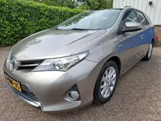 Toyota Auris Touring Sports 1.8 Hybrid Lease PANODAK/CLIMAT/CRUISE/NAVI/TREKHAAK 100PK