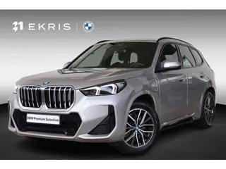 BMW X1 xDrive25e | M Sportpakket | Stoelverwarming | Driving Assistant Plus