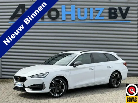 CUPRA Leon Sportstourer 1.4 e-Hybrid Essential ACC Carplay Stoelverwarming Stuurwielverwarming 18 In