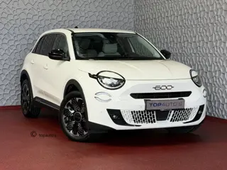 Fiat 600 1.2 HYBRID LA PRIMA LEER MASSAGE ELEK.STOEL CAMERA CARPLAY ADAP.CRUISE STOELVERW. ELEK.KLEP