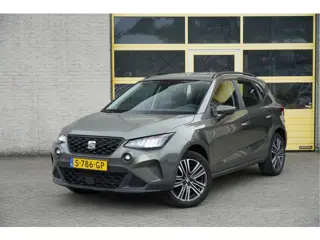 SEAT Arona 1.0 TSI Style BJ2023 Lmv 17" | Led | Pdc | App-Connect | Climate control | Cruise control