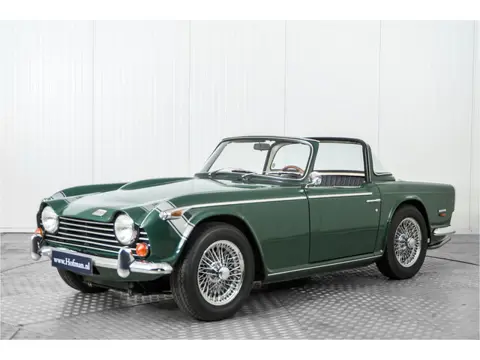 Triumph TR5 TR250 5 Speed, Surrey top (bj 1968)